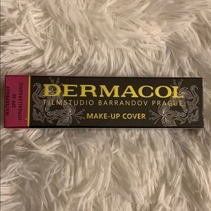 Makeup - Dermacol foundation in shade 1108A(208) Makeup - Dermacol foundation in shade 1108A(208)